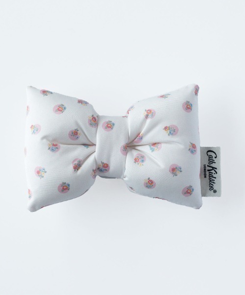 Cath Kidston(キャスキッドソン)の「パフィーリボンフォングリップ Floral Spot(スマホグッズ・レディース・ベビーピンク・FREE)」の3枚目の写真
