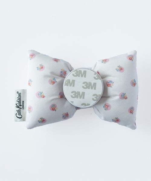 Cath Kidston(キャスキッドソン)の「パフィーリボンフォングリップ Floral Spot(スマホグッズ・レディース・ベビーピンク・FREE)」の4枚目の写真