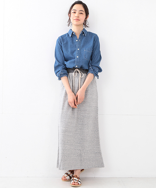 BEAMS BOY（ビームスボーイ）の「BEAMS BOY / デニム ボタンダウンシャツ（シャツ/ブラウス・レディース・ブルー/インディゴブルー・ONE SIZE）」の20枚目の写真