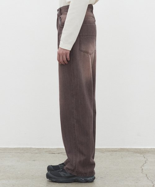 DECET(デケト)の「Mid Rise Wide Jeans DCPT027CRBrown(デニムパンツ・レディース・その他・26/28/30/32/34)」の2枚目の写真