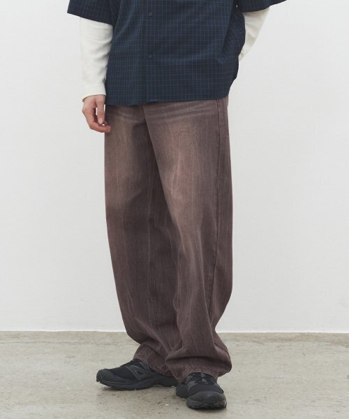DECET(デケト)の「Mid Rise Wide Jeans DCPT027CRBrown(デニムパンツ・レディース・その他・26/28/30/32/34)」の4枚目の写真