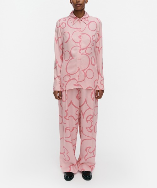 marimekko(マリメッコ)の「【一部店舗・オンラインストア限定】Vivahde Keidas / Shirt(シャツ/ブラウス・レディース・ライトピンク・38/34/36)」の2枚目の写真