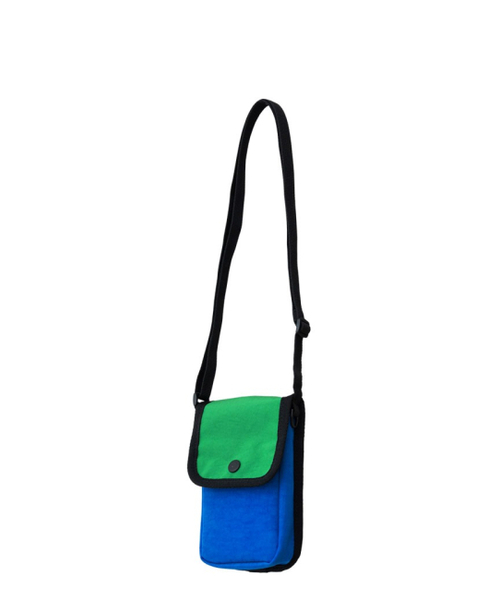 HOWKIDSFUL(ハウキッズフル)の「PHONE BAG (GREEN+BLUE)(メッセンジャーバッグ・レディース・その他・FREE)」の1枚目の写真