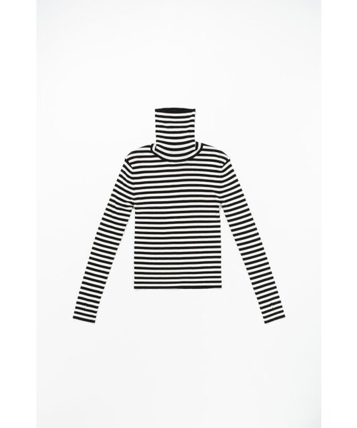 BOCBOK(ボクボク)の「STRIPE TURTLE NECK - BLACK&IVORY(ニット/セーター・レディース・その他・LARGE/MEDIUM)」の1枚目の写真