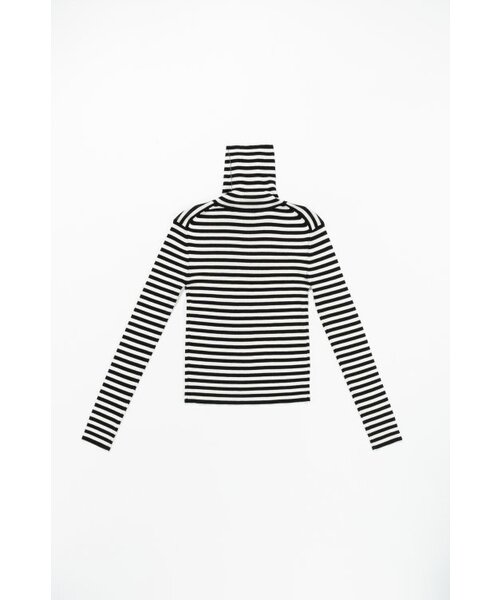 BOCBOK(ボクボク)の「STRIPE TURTLE NECK - BLACK&IVORY(ニット/セーター・レディース・その他・LARGE/MEDIUM)」の2枚目の写真