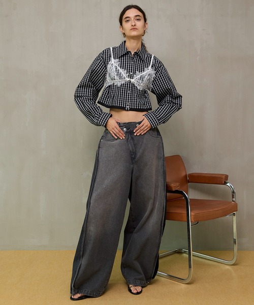 MAISON SPECIAL(メゾンスペシャル)の「【PRE-ORDER】Side-Tuck Cocoon Denim Pants/サイドタックコクーンデニムパンツ(デニムパンツ・レディース・ネイビー/ブルー/ブラック・38/36/34)」の16枚目の写真