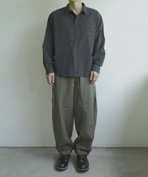 SIIIIDO（シド）の「カスティージョ フォールド＆ライン TP イージーパンツ #1（その他パンツ・メンズ・その他・1/2/0/4/3）」の5枚目の写真