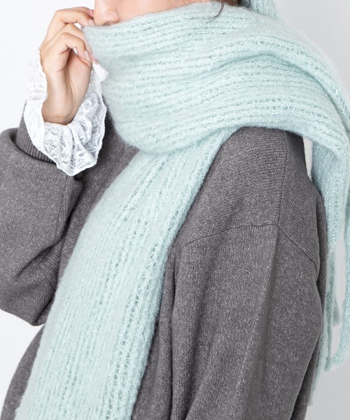 PUNYUS（プニュズ）の「ボリュームフリンジストール（ストール/ショール・レディース・ブラック/グリーン系その他/ブルー系その他・FREE）」の9枚目の写真