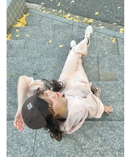 LILY BROWN(リリーブラウン)の「ボンディングセットアップ(ワンピース・レディース・オフホワイト/グレー/ピンク・F)」の9枚目の写真