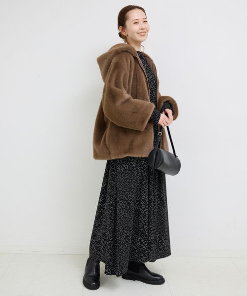 SLOBE IENA（スローブイエナ）の「《追加2》ドットシャーリングワンピース（ワンピース・レディース・ブラック・36/38）」の18枚目の写真