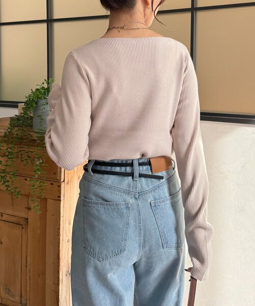 Thevon(ゼボン)の「ドレープネックリブニットプルオーバー(ニット/セーター・レディース・アイボリー/グレー/グリーン・FREE)」の6枚目の写真