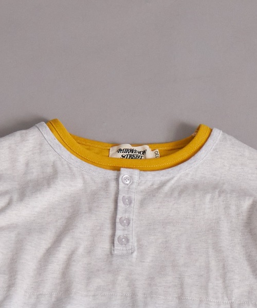 PAIRMANON STREET（ペアマノンストリート）の「【綿100%】レイヤード風ヘンリーネックロンT【PAIRMANON STREET】（Tシャツ/カットソー・キッズ・グリーン/イエロー/ブラック/オフホワイト・100/110/120/130/140/150/160/90）」の5枚目の写真