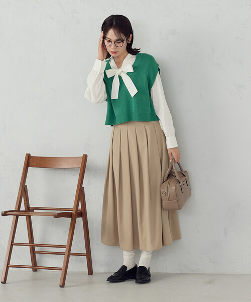 COMME CA ISM(コムサイズム)の「タックスカート(スカート・レディース・ベージュ/チャコール・MEDIUM/SMALL/X-LARGE/LARGE)」の3枚目の写真