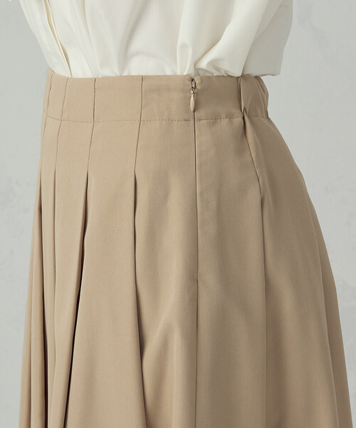 COMME CA ISM(コムサイズム)の「タックスカート(スカート・レディース・ベージュ/チャコール・MEDIUM/SMALL/X-LARGE/LARGE)」の16枚目の写真