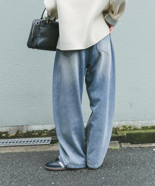 ITEMS URBANRESEARCH（アイテムズ アーバンリサーチ）の「デニムコクーンパンツ（デニムパンツ・レディース・ブラック/ブルー系その他・SMALL/MEDIUM）」の9枚目の写真