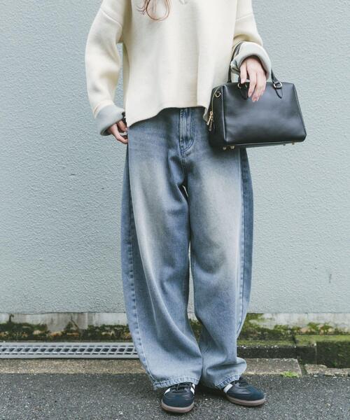 ITEMS URBANRESEARCH（アイテムズ アーバンリサーチ）の「デニムコクーンパンツ（デニムパンツ・レディース・ブラック/ブルー系その他・SMALL/MEDIUM）」の10枚目の写真