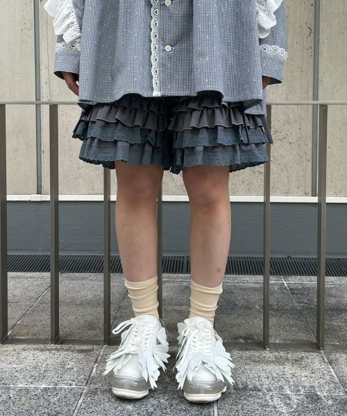 Candy Stripper（キャンディストリッパー）の「SHORT FRILL パンツ（その他パンツ・レディース・ブラック/グレー・FREE）」の12枚目の写真