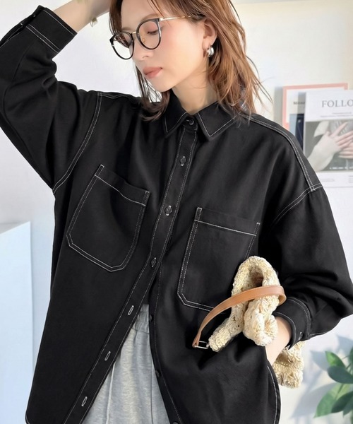 Java（ジャバ）の「《JaVaジャバコラボ》ラフに羽織れる着回し力抜群の一枚◎綿100%ビックポケットデニムシャツ（シャツ/ブラウス・レディース・インディゴブルー/アイボリー・X-LARGE/LARGE/SMALL/MEDIUM）」の4枚目の写真