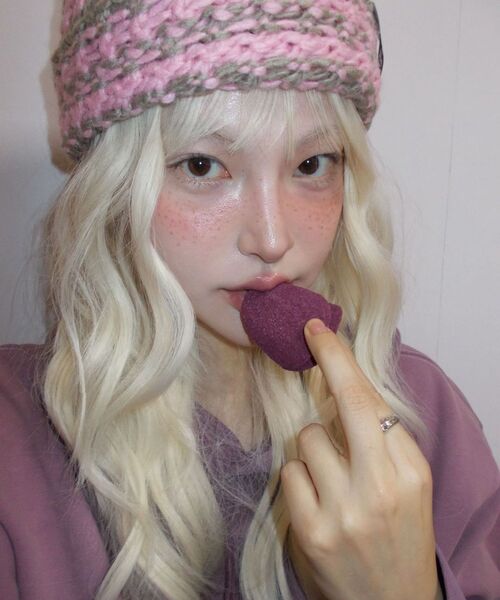 LMCの「GOTHIC APPLIQUE BRUSH HOODIE purple(パーカー・レディース・その他・S/M/L/XL)」の7枚目の写真