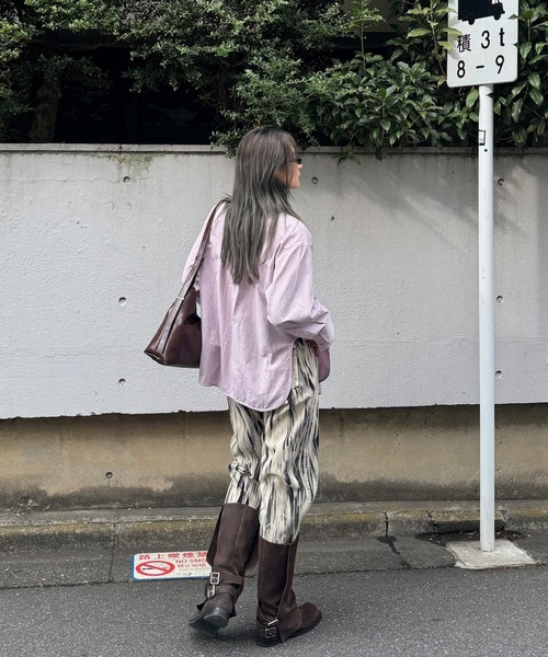 Ameri（アメリ）の「HAND BLEACH LOOSE DENIM（デニムパンツ・レディース・ブルー/ブラック・24inch/25inch/26inch）」の16枚目の写真