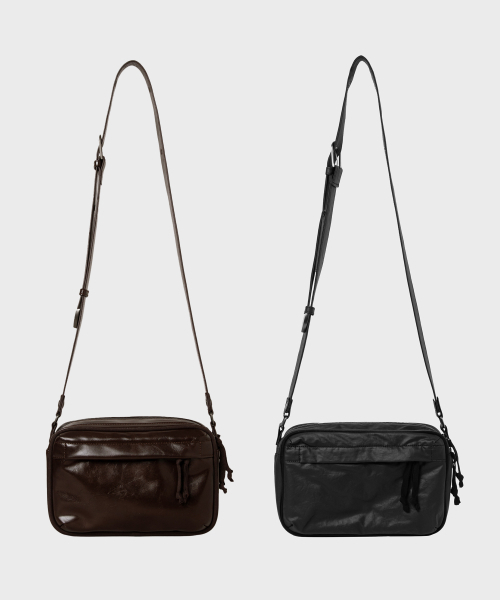 NONBLANK(ノンブランク)の「スクエアバッグ_2 COL(メッセンジャーバッグ・レディース・その他・FREE)」の1枚目の写真