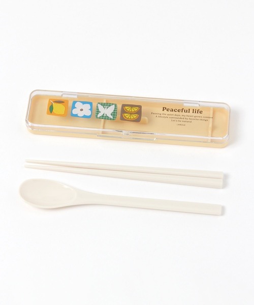 LAKOLE（ラコレ）の「【入園入学にも】[FRUITS AND BLOOM]スプーン&箸セット / 612305（カトラリー・レディース・イエロー/ライトブルー・FREE）」の4枚目の写真