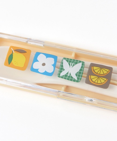 LAKOLE（ラコレ）の「【入園入学にも】[FRUITS AND BLOOM]スプーン&箸セット / 612305（カトラリー・レディース・イエロー/ライトブルー・FREE）」の9枚目の写真