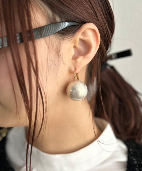 Kotoe(コトエ)の「【2サイズ】ビッグパールピアス(ピアス(両耳用)・レディース・ホワイト系その他/ホワイト・FREE)」の6枚目の写真