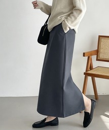 シンプルタイトロングスカート