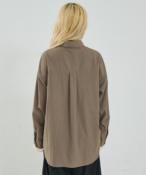 NOMINE(ノミネ)の「レイヤード シャツ(シャツ/ブラウス・レディース・ホワイト/モカ/チャコールグレー・フリー)」の15枚目の写真