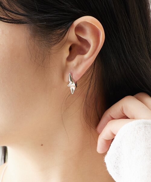 LIVETART（リヴェタート）の「アスタリスクピアス（リング・レディース・シルバー・FREE）」の2枚目の写真