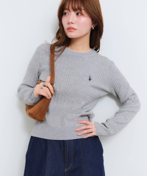 U.S. POLO ASSN.（ユーエスポロアッスン）の「【U.S. POLO ASSN./ユーエスポロアッスン】ロゴ刺繍 ケーブル編み 長袖ニット（ニット/セーター・レディース・ピンク/ネイビー/アイボリー/杢グレー・M/L/LL）」の17枚目の写真