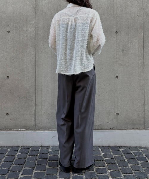 &g'aime(アンジェム)の「【&g'aime 】フェザーテールカットシャツ Feather Tail-Cut Shirt(シャツ/ブラウス・レディース・ブラック/グレー/ホワイト・FREE)」の14枚目の写真