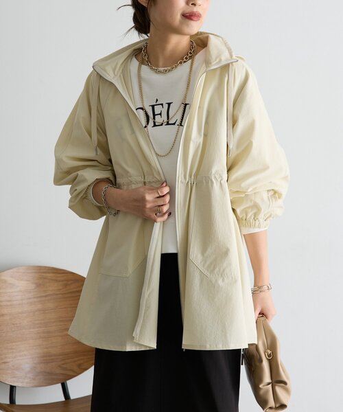 Jena espace merveilleux（ジェナ　エスパスメルヴェイユ）の「【フード取り外し可能】ウエストシャーリングジャケット（ベスト・レディース・ベージュ/アイボリー・FREE）」の2枚目の写真