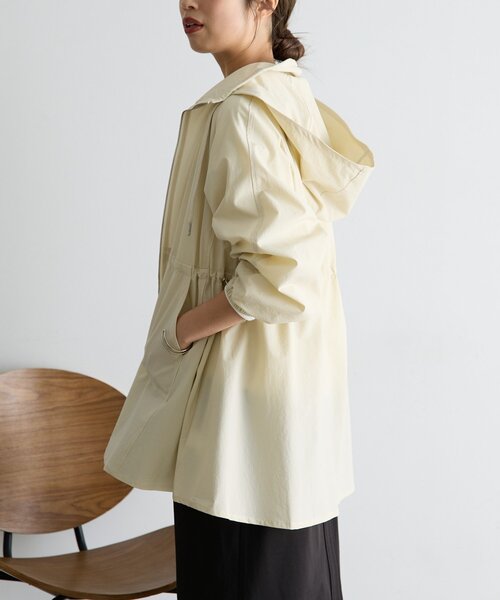 Jena espace merveilleux（ジェナ　エスパスメルヴェイユ）の「【フード取り外し可能】ウエストシャーリングジャケット（ベスト・レディース・ベージュ/アイボリー・FREE）」の18枚目の写真