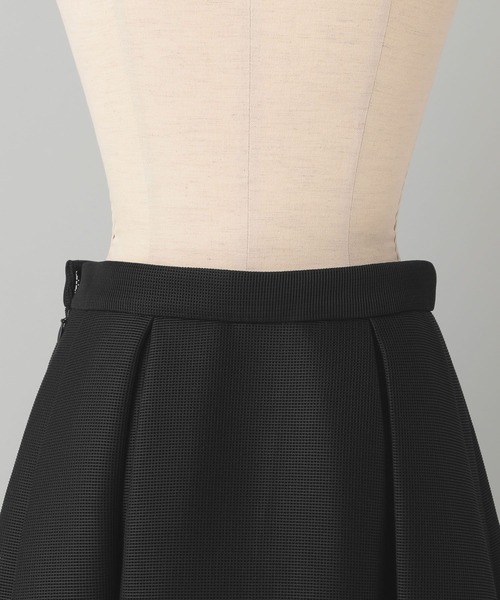 A part by(アパートバイ)の「ダブルメッシュタックスカート(スカート・レディース・ベージュ系その他/ブラック・MEDIUM/SMALL)」の8枚目の写真