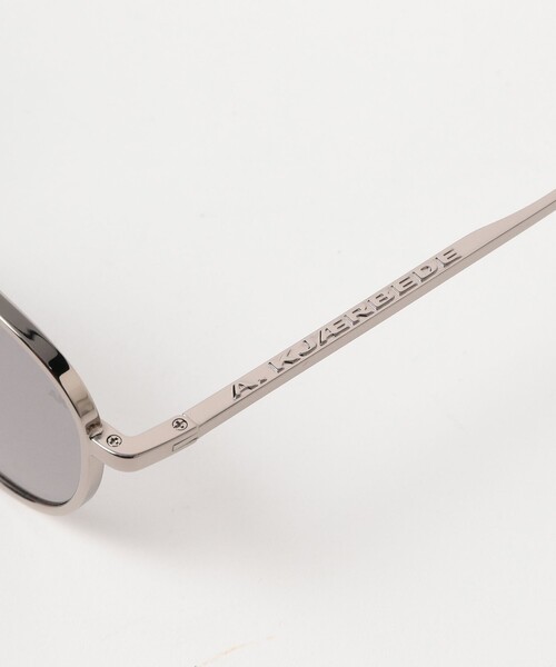 BEAMS BOY（ビームスボーイ）の「A.Kjaerbede / HELLO（サングラス・レディース・ゴールド/シルバー・ONE SIZE）」の4枚目の写真