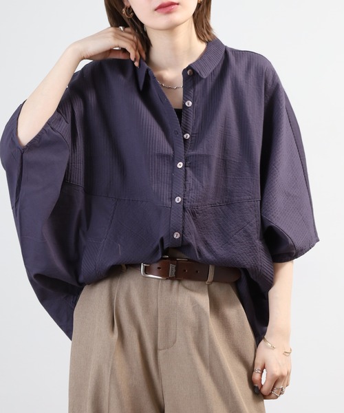 OMNES(オムネス)の「コットンキャンブリックタックドルマンシャツ 半袖(シャツ/ブラウス・レディース・チャコール/キャメル/ラベンダー/ホワイト/ベージュ・FREE)」の12枚目の写真