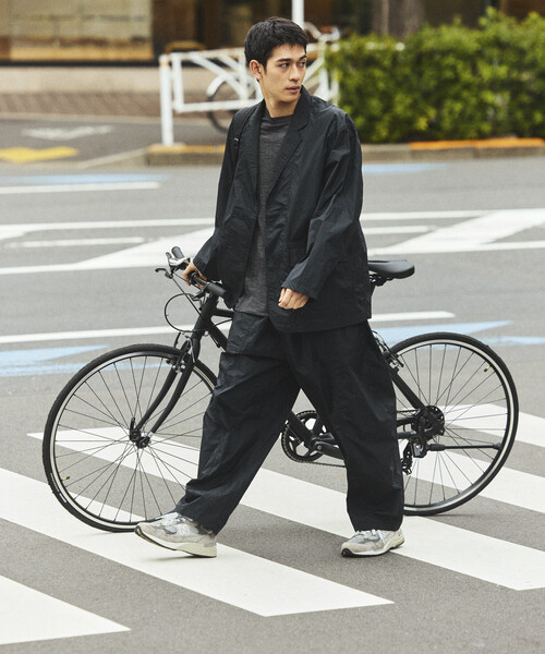 FREAK'S STORE（フリークスストア）の「ウルトラライト パッカブル ナイロン トラベルセットアップ（セットアップ・メンズ・チャコールグレー/ブラック/オリーブ/ブラウン・SMALL/LARGE/MEDIUM/X-LARGE）」の6枚目の写真