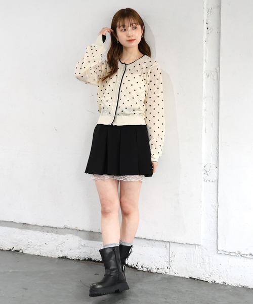 tiptop(ティップトップ)の「シアー配色クルーネックカーディガン(カーディガン/ボレロ・レディース・アイボリー/ライトグレー/レッド/ネイビー・FREE)」の9枚目の写真