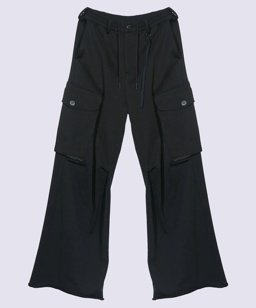 Tamme(タム)の「【TAMME/タム】OVER CARGO SWEAT PANTS(カーゴパンツ・メンズ・ブラック/グレー・1/2)」の3枚目の写真