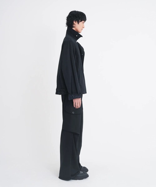 Tamme(タム)の「【TAMME/タム】OVER CARGO SWEAT PANTS(カーゴパンツ・メンズ・ブラック/グレー・1/2)」の12枚目の写真