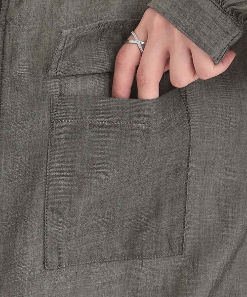 SHOO・LA・RUE(シューラルー)の「【綿100%/UV/S-LL】優しく透ける 柔らかシアーデニムブルゾン(デニムジャケット・レディース・ブラック/ブルー/ネイビー・01/02/03/04)」の22枚目の写真