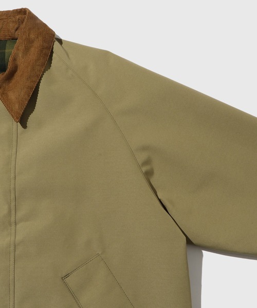 ADAM ET ROPE'（アダムエロペ）の「《別注》【Barbour/バブアー】REVERSIBLE TRANSPORT（ブルゾン・メンズ・ベージュ・40/38/36）」の13枚目の写真