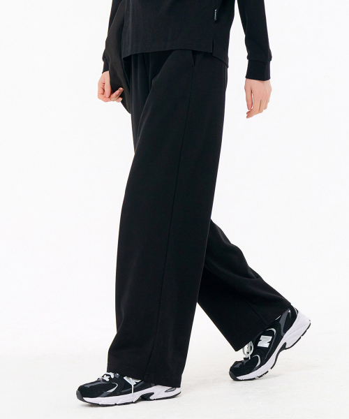 CHASECULT(チェイスカルト)の「共用クーリングコットンワイドパンツ-FBRU7221C03(スウェットパンツ・メンズ・ブラック・70/76/92/82/86/67)」の5枚目の写真