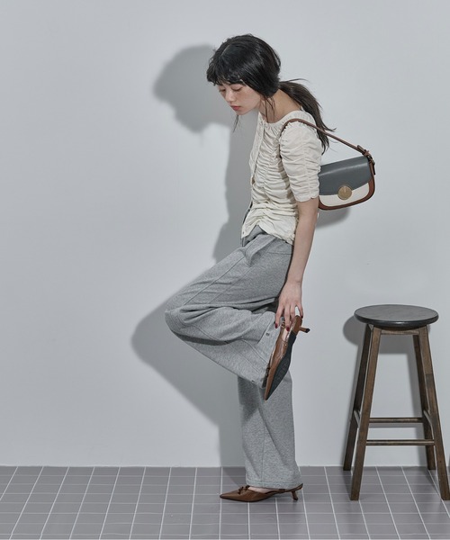 THE YOn(ザヨン)の「2WAYシャーリングシアーハーフスリーブカーディガン(Tシャツ/カットソー・レディース・オレンジ/ブラック/アイボリー・FREE)」の12枚目の写真
