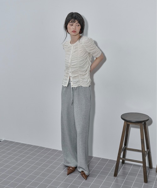 THE YOn(ザヨン)の「2WAYシャーリングシアーハーフスリーブカーディガン(Tシャツ/カットソー・レディース・オレンジ/ブラック/アイボリー・FREE)」の14枚目の写真