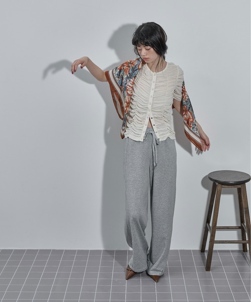 THE YOn(ザヨン)の「2WAYシャーリングシアーハーフスリーブカーディガン(Tシャツ/カットソー・レディース・オレンジ/ブラック/アイボリー・FREE)」の18枚目の写真