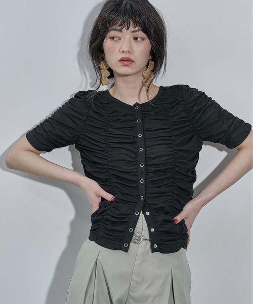 THE YOn(ザヨン)の「2WAYシャーリングシアーハーフスリーブカーディガン(Tシャツ/カットソー・レディース・オレンジ/ブラック/アイボリー・FREE)」の22枚目の写真