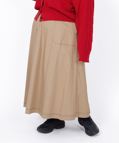 PUNYUS(プニュズ)の「ステッチフレアロングスカート(スカート・レディース・ブラック/カーキ/ピンク/ベージュ・2/3/4/1)」の14枚目の写真